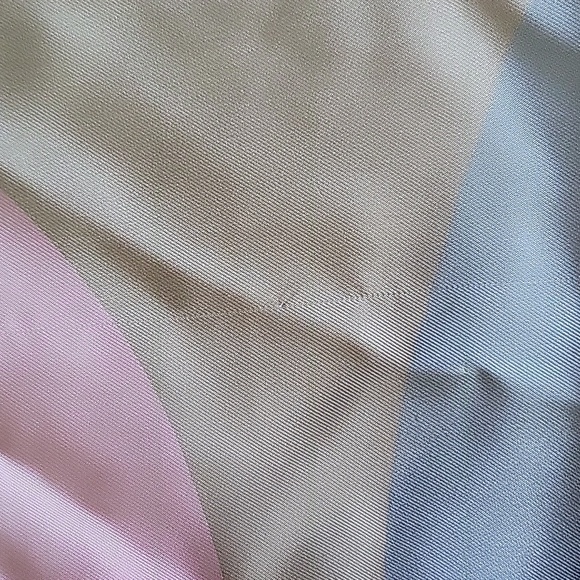 Made in Italy CHANEL 100% Silk Scarf - Picture 9 of 11